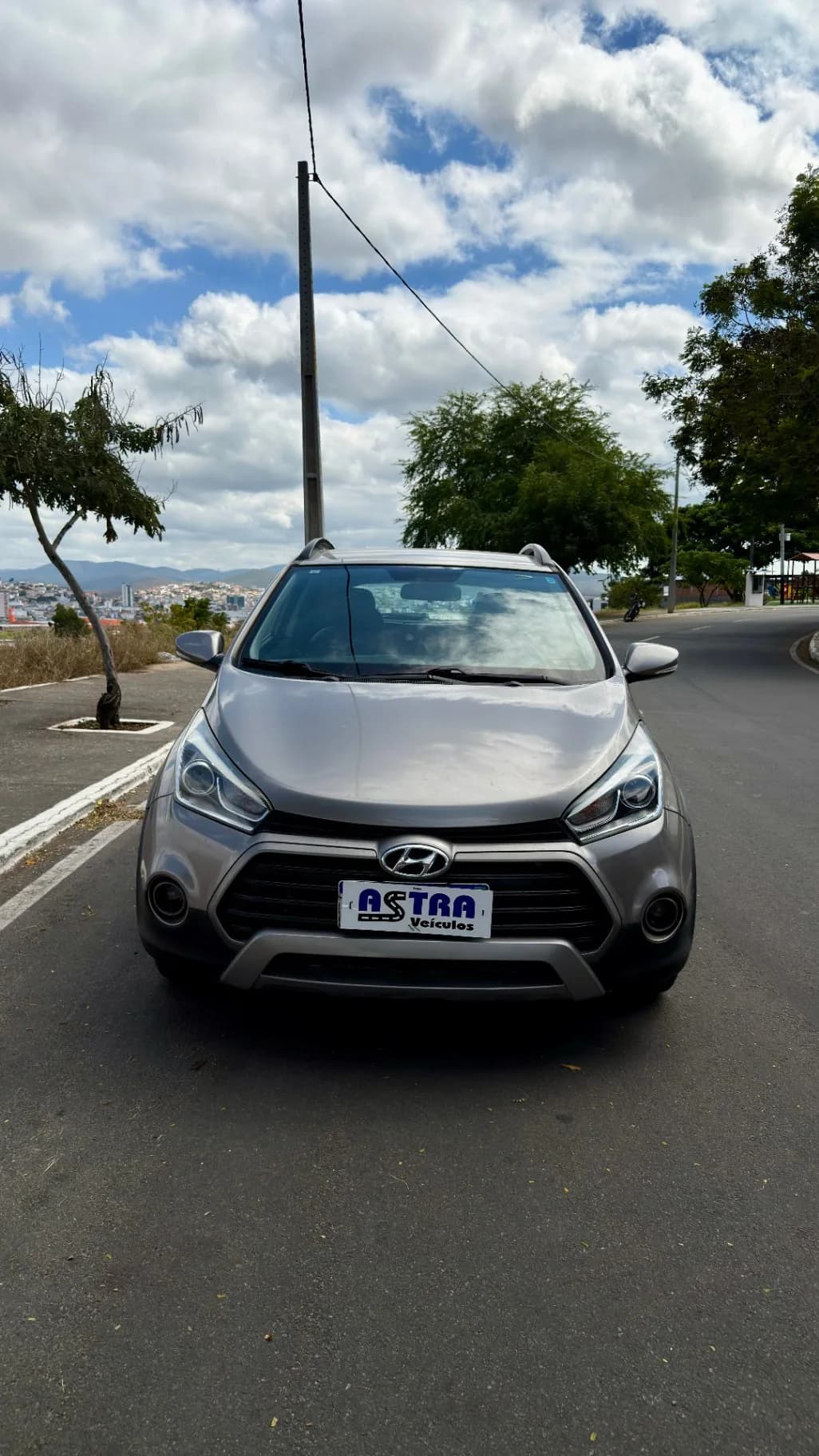 Hyundai HB20X